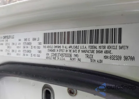 2009 Dodge Ram 1500 Slt/Sport/Trx z USA, uszkodzony, nr VIN 1D3HB13T49S793336